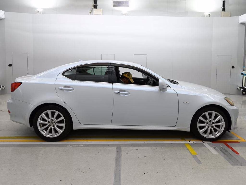 LEXUS IS250