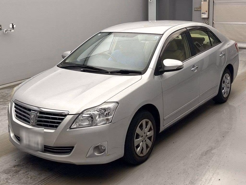 TOYOTA PREMIO