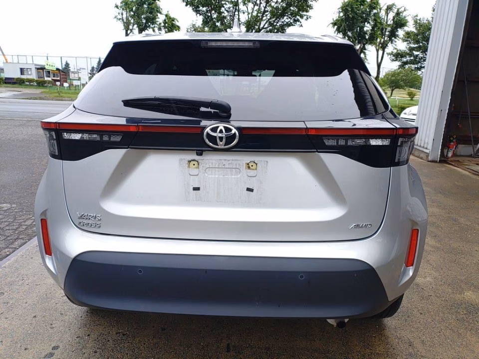 TOYOTA YARIS CROSS