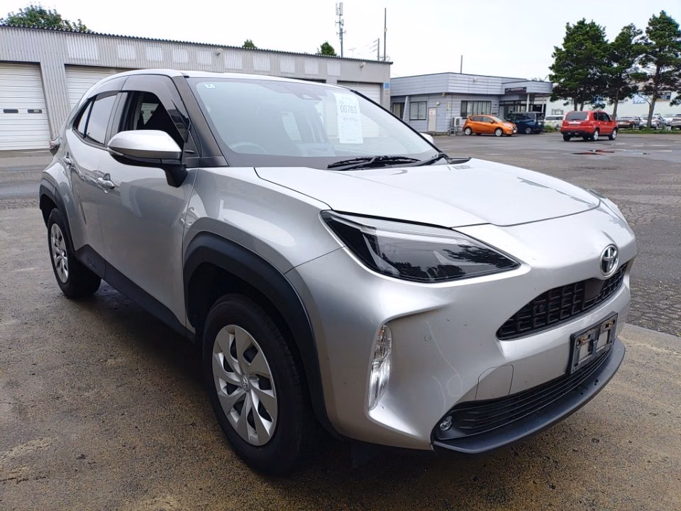 TOYOTA YARIS CROSS