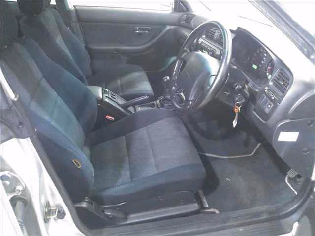 SUBARU LEGACY B4