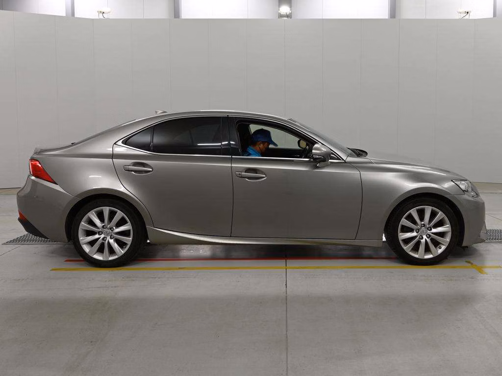 LEXUS IS300