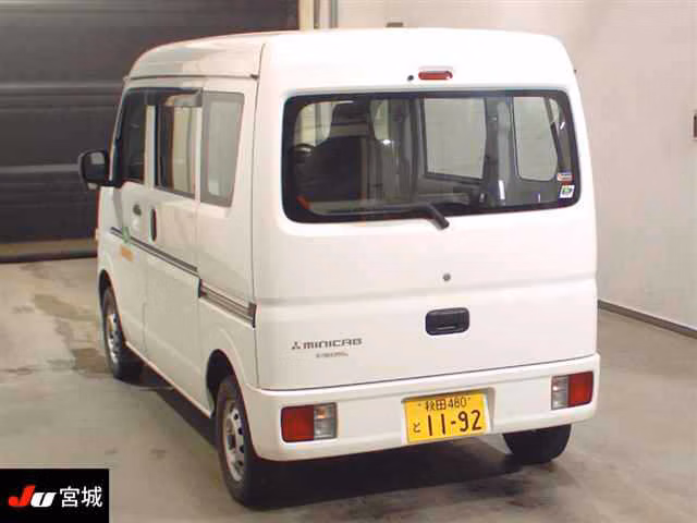 MITSUBISHI MINICAB