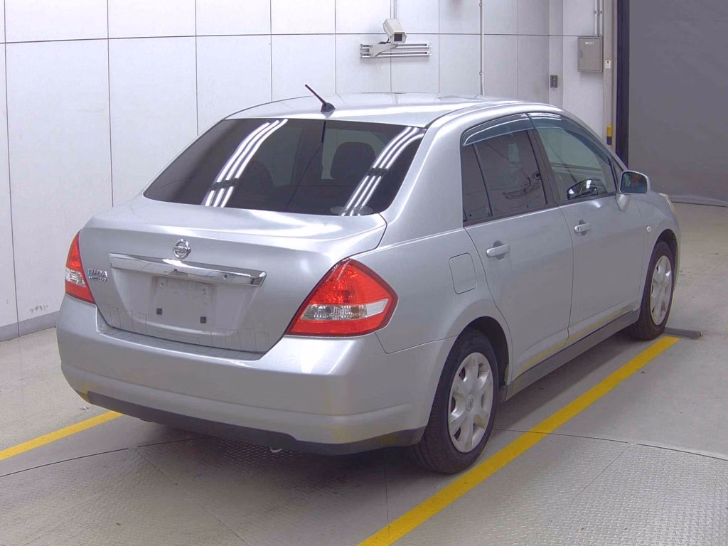 NISSAN TIIDA LATIO