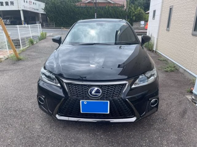 LEXUS CT200H