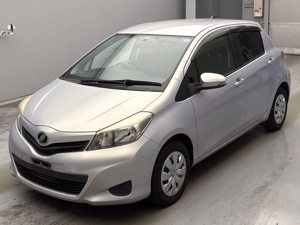 TOYOTA VITZ