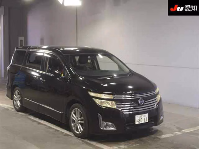 NISSAN ELGRAND