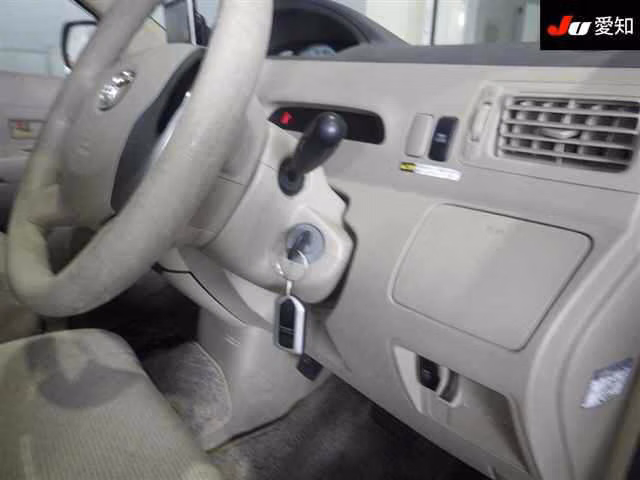 TOYOTA RAUM
