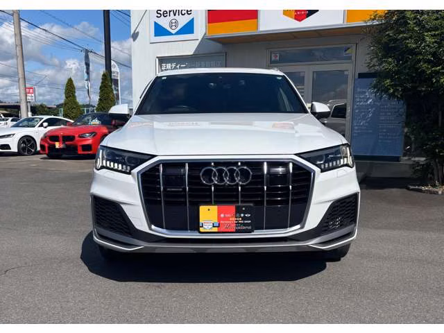 AUDI Q7