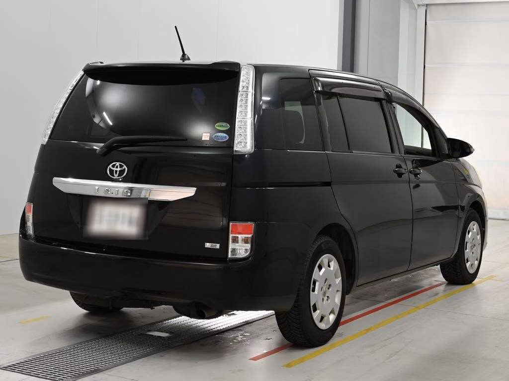 TOYOTA ISIS