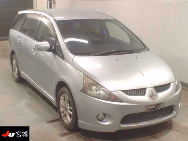 MITSUBISHI GRANDIS