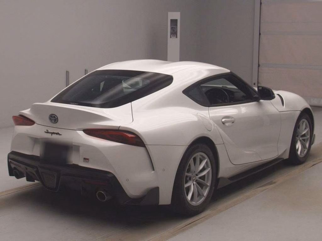 TOYOTA SUPRA