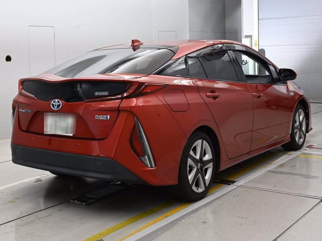 TOYOTA PRIUS PHV
