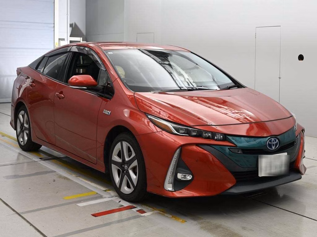 TOYOTA PRIUS PHV