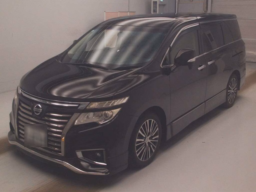 NISSAN ELGRAND