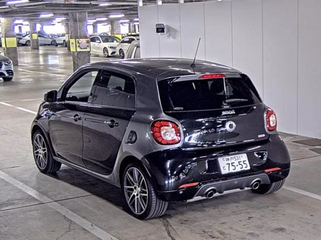 SMART FORFOUR