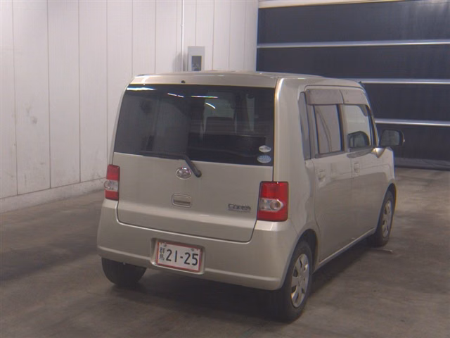DAIHATSU MOVE CONTE