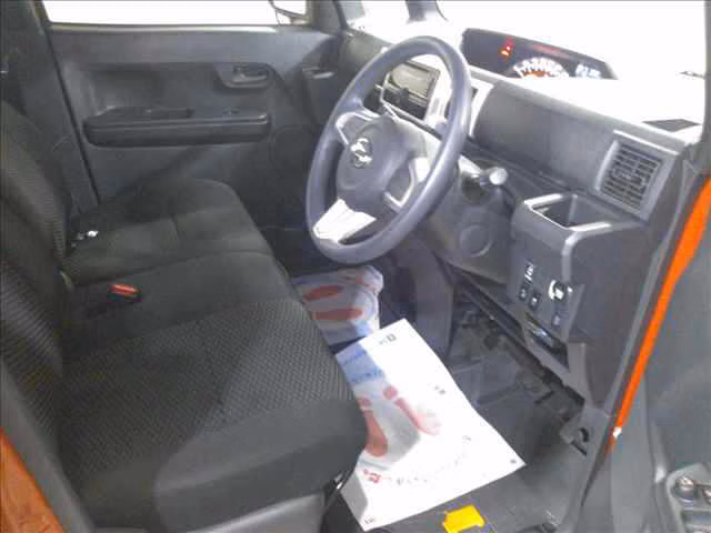 DAIHATSU WAKE