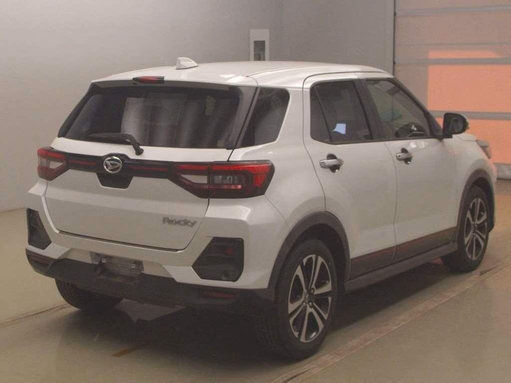 DAIHATSU ROCKY
