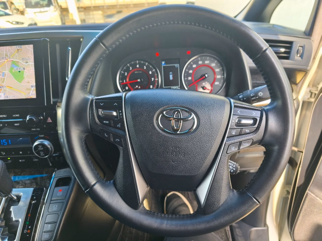 TOYOTA ALPHARD