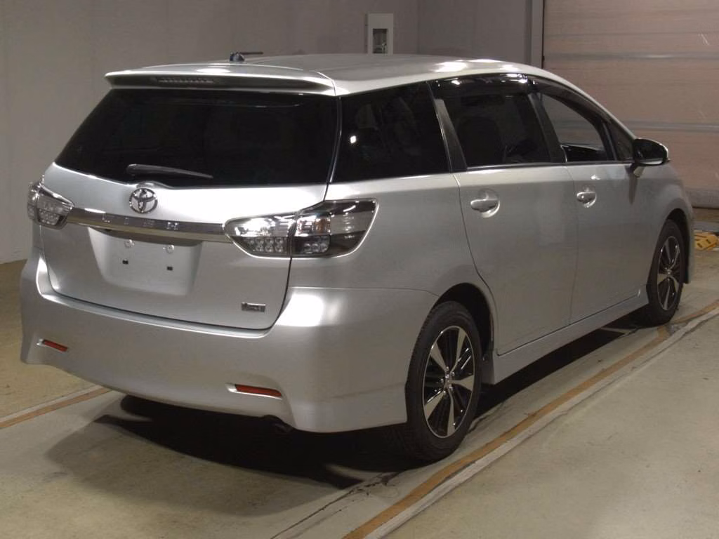 TOYOTA WISH
