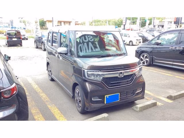 HONDA N-BOX