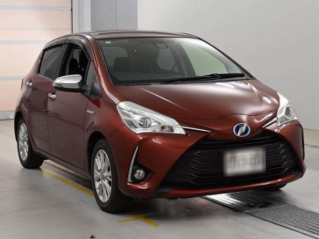 TOYOTA VITZ