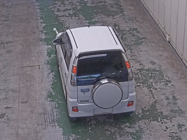 DAIHATSU TERIOS KID
