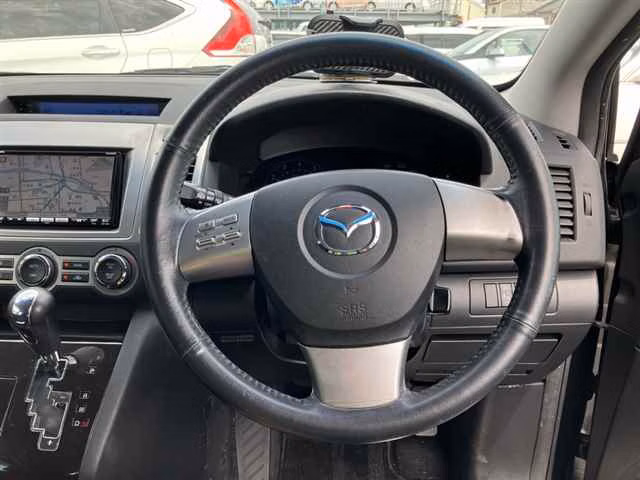 MAZDA MPV