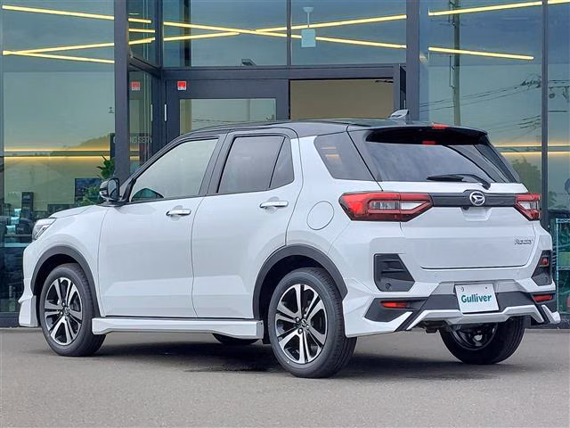 DAIHATSU ROCKY