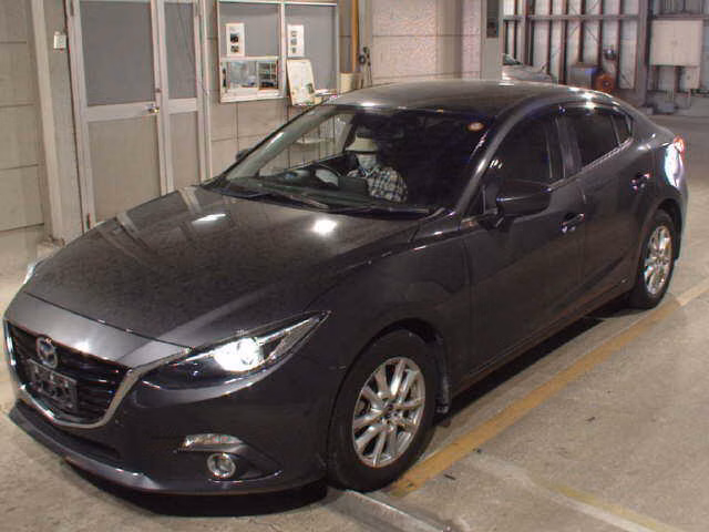 MAZDA AXELA