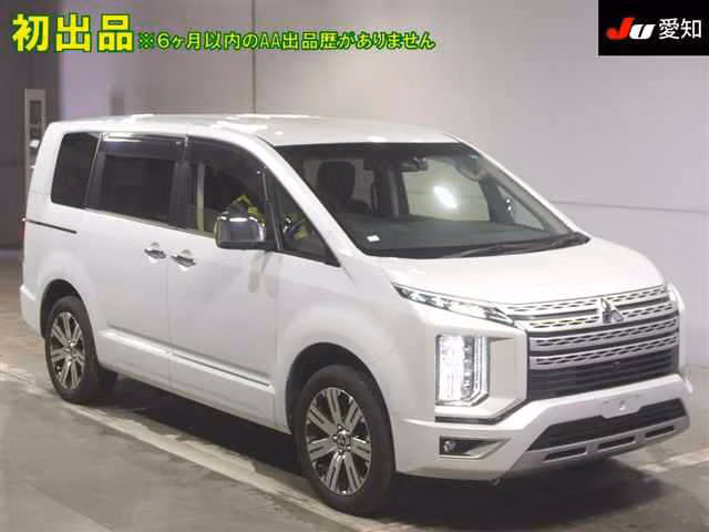 MITSUBISHI DELICA D:5