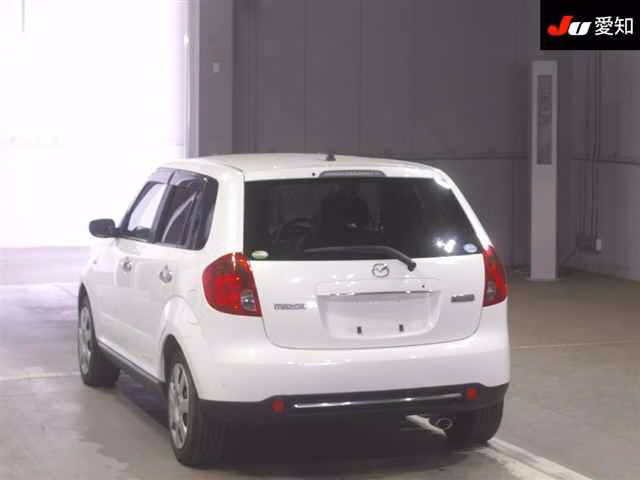MAZDA VERISA