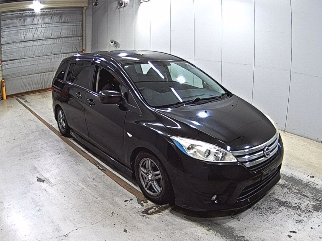 Nissan Lafesta