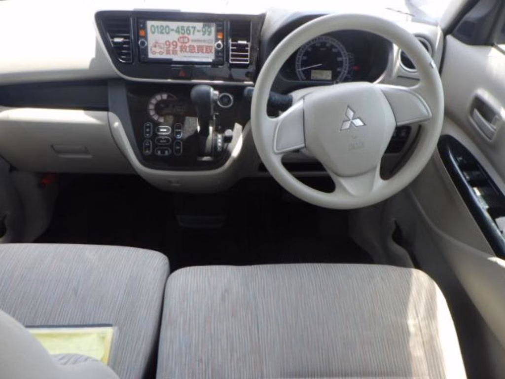 MITSUBISHI EK SPACE