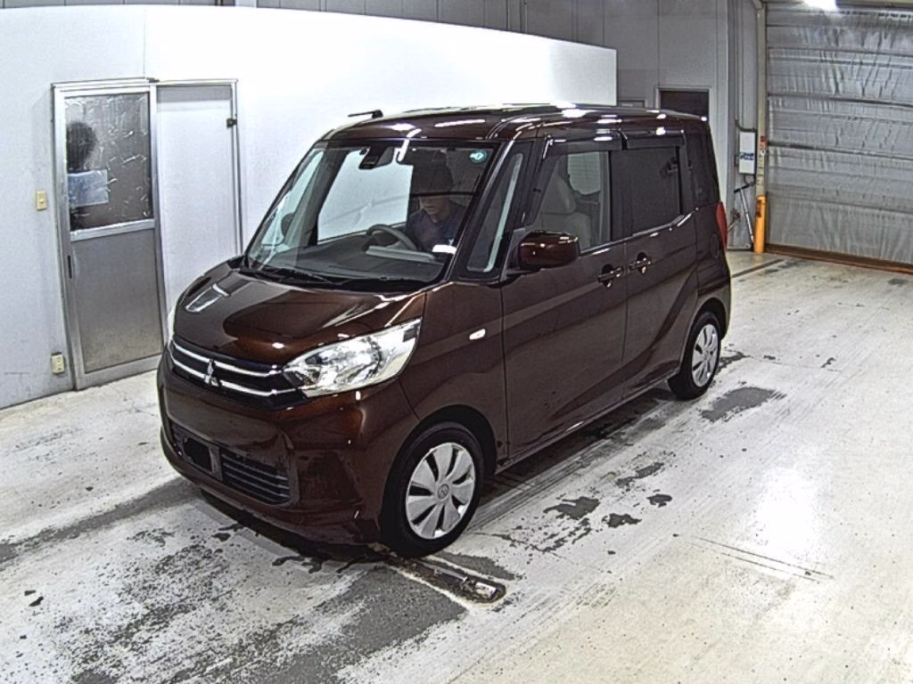 MITSUBISHI EK SPACE