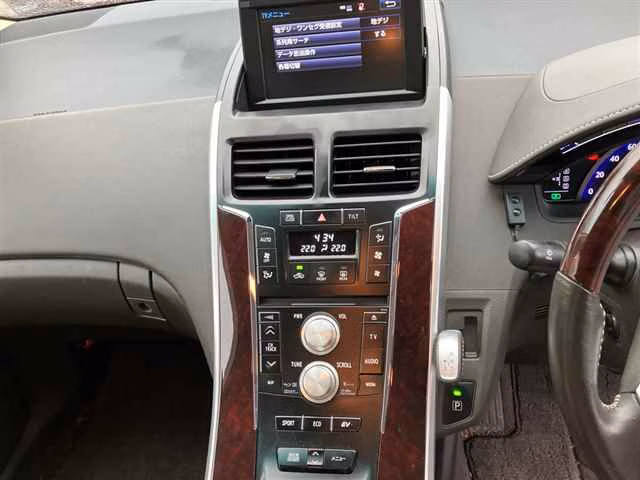 TOYOTA SAI