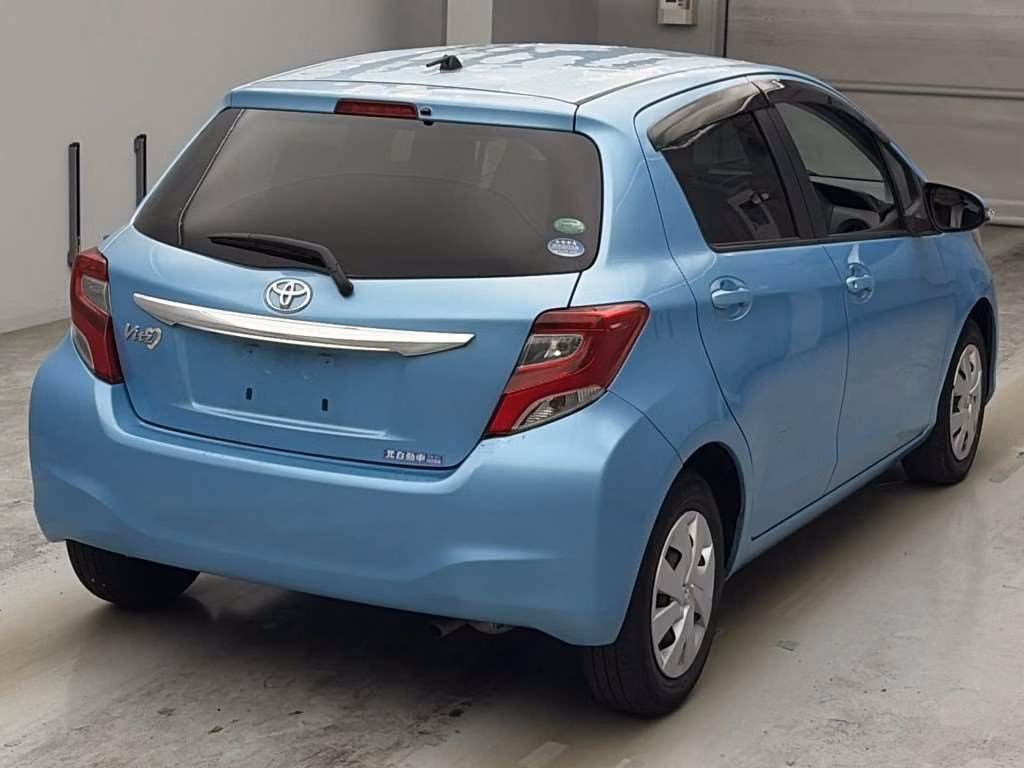 TOYOTA VITZ