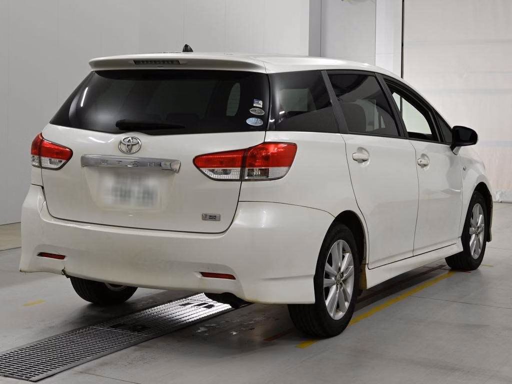 TOYOTA WISH