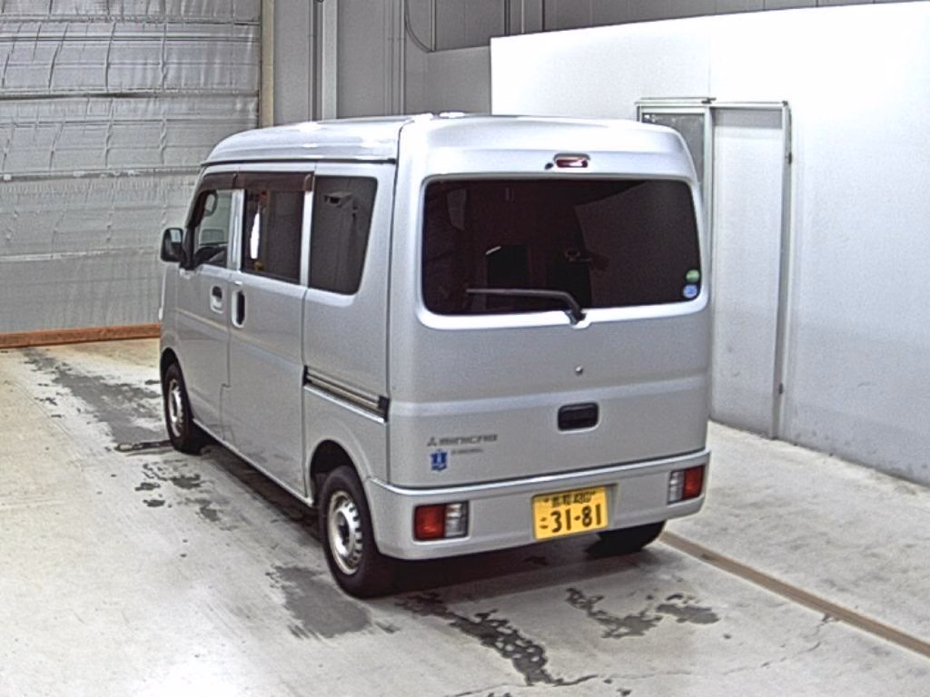 MITSUBISHI MINICAB