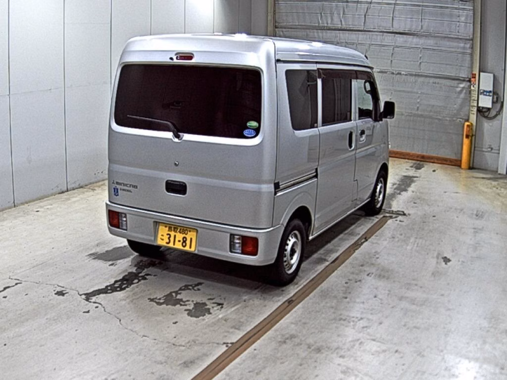 MITSUBISHI MINICAB