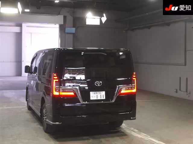 TOYOTA GRANACE