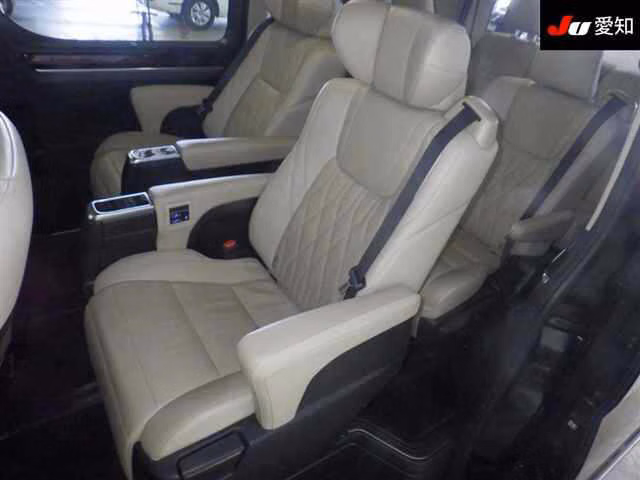 TOYOTA GRANACE