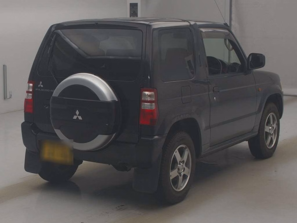 MITSUBISHI PAJERO MINI