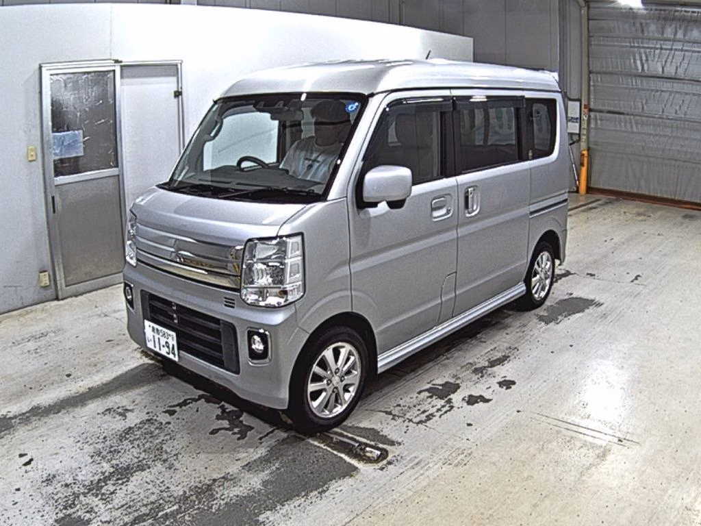 MITSUBISHI TOWN BOX