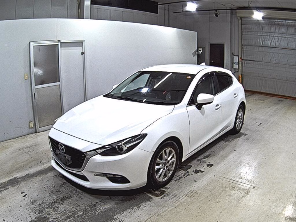 MAZDA AXELA