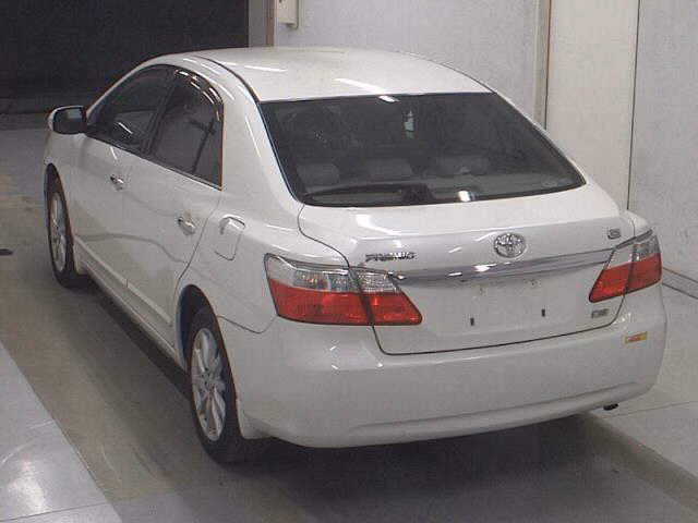TOYOTA PREMIO