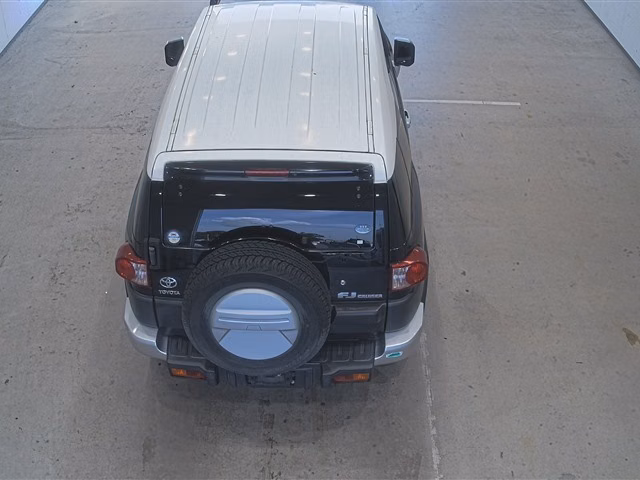 TOYOTA FJ CRUISER