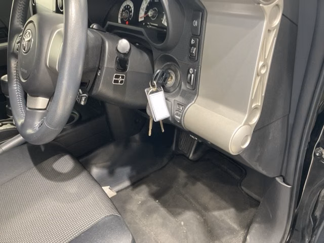 TOYOTA FJ CRUISER