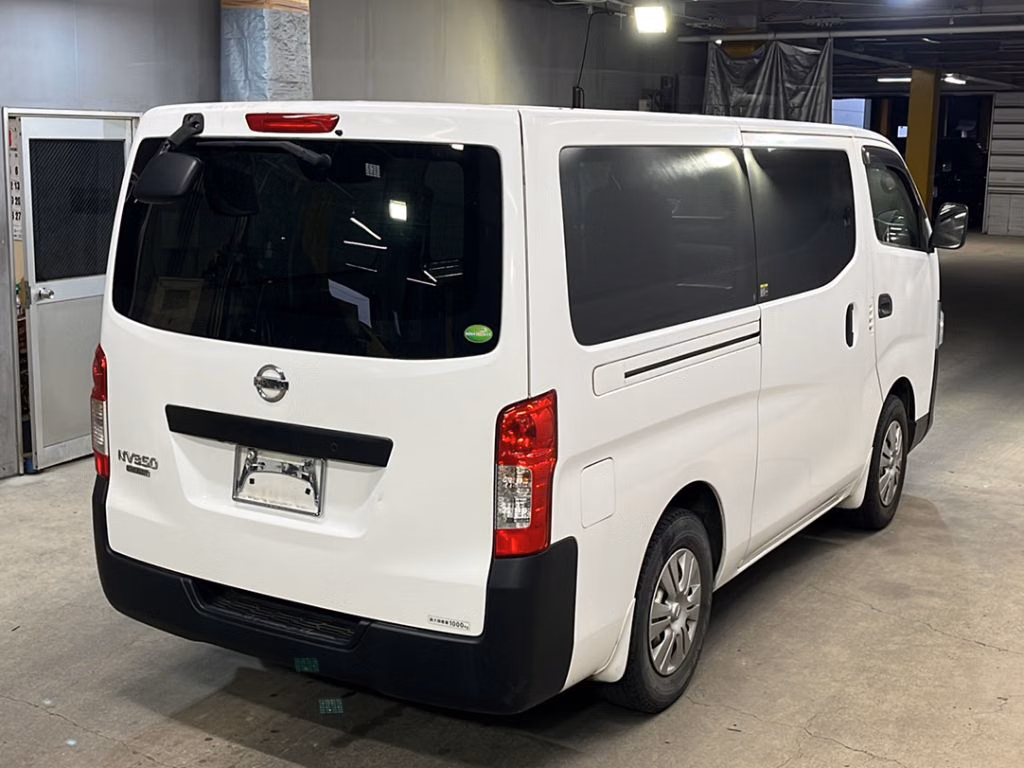 NISSAN NV350 CARAVAN